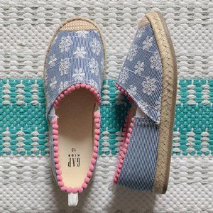 NWOT Gap Kids Embroidered Espadrille Flats